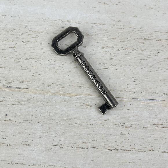 COURAGE & STRENGTH Engraved Key of Wisdom Charm Pendant Keepsake Dark Silver Key - Picture 2 of 16